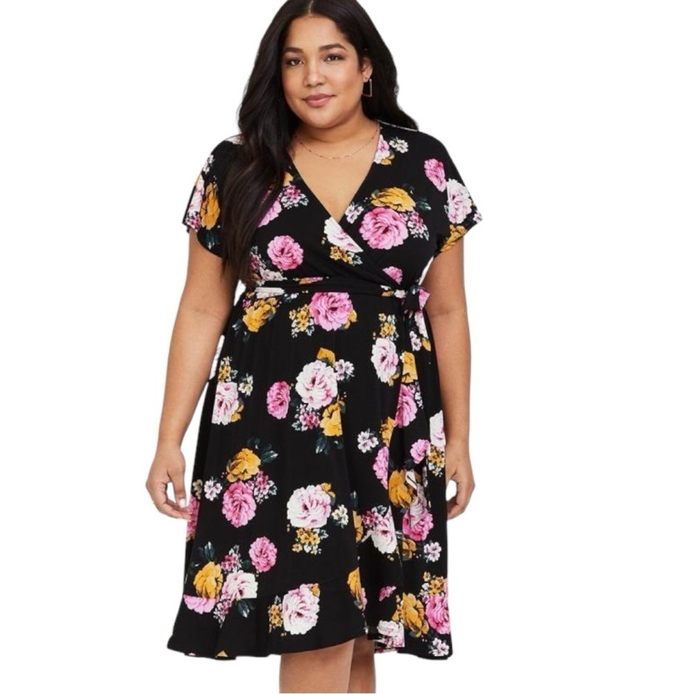 Torrid Black Floral Crepe Wrap Dress, Surplice Neck, Flutter Sleeve, Belted, 2X